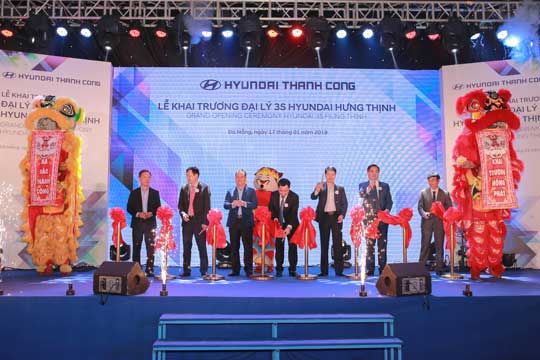 Opening ceremony of Hyundai Hung Thinh (01/2019)